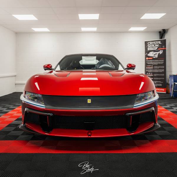 Ferrari 12 Cilindri Pose d'un PPF de protection invisible sur la totalité du véhicule