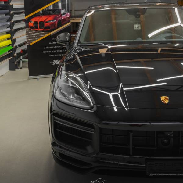 PPF Xpel sur face avnt Porsche Cayenne Turbo GT neuf