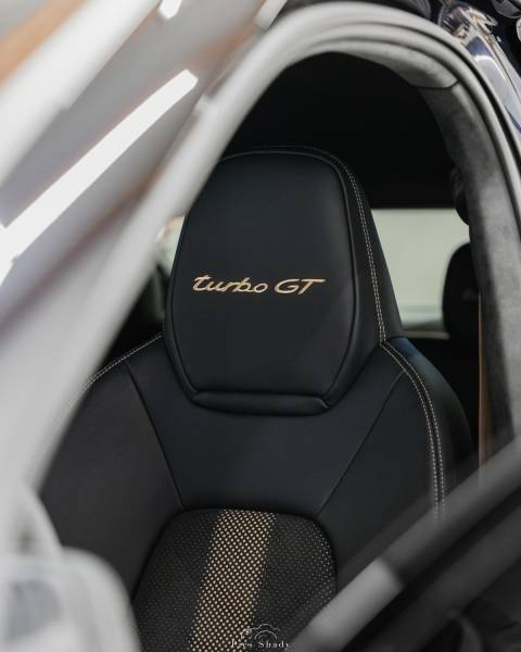 PPF Xpel sur face avnt Porsche Cayenne Turbo GT neuf