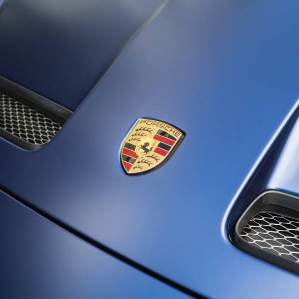 Porsche GT3 992 - XPEL SATIN SUISSE NEUCHATEL PPF