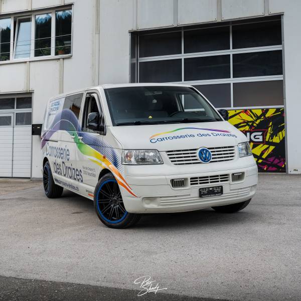 Publicité sur utilité en autocollants sur mesure avec maquette