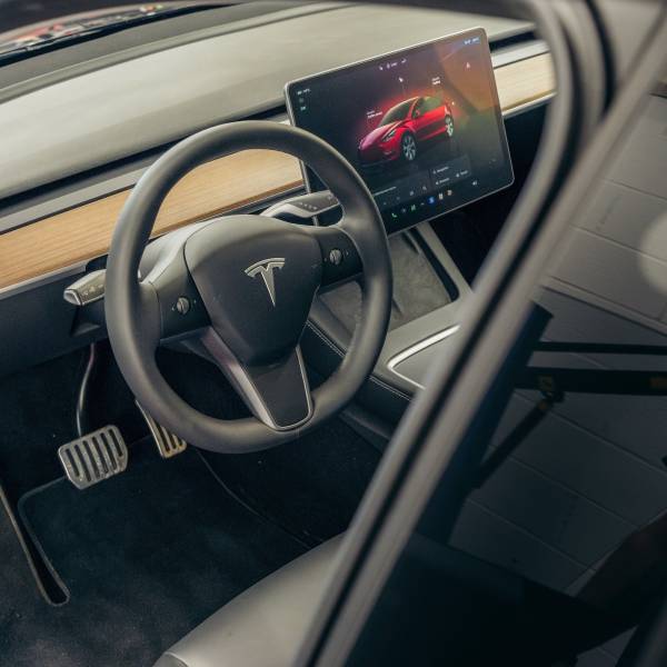 Tesla Model Y PPF film de protection transparent brillant France-Suisse