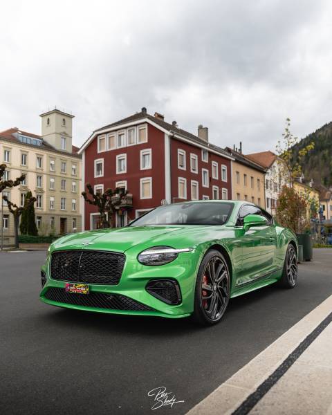 Pose d'un PPF complet sur cette Bentley Continental GT Speed de 2025 à la Neuveville dans le canton de Neuchâtel