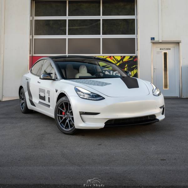 Covering sur Tesla Model 3 dualmotor impression et pose