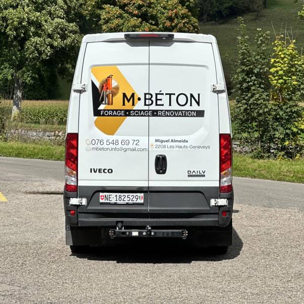 Impression et pose pub sur utilitaire