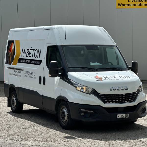 Impression et pose pub sur utilitaire