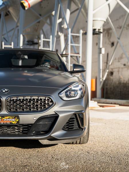Traitement céramique sur BMW Z4 à peinture mate – Protection et entretien simplifiés