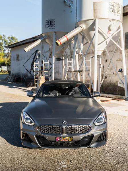 Traitement céramique sur BMW Z4 à peinture mate – Protection et entretien simplifiés