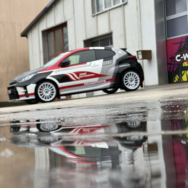 Toyota Yaris GR Préparée Novidem compresseur en covering complet